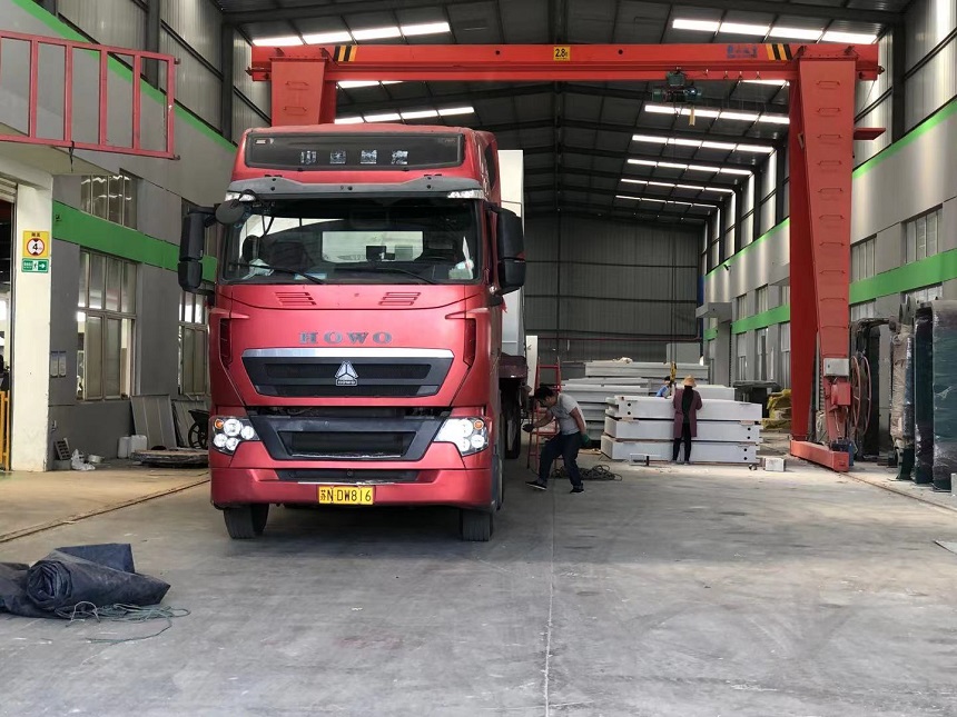 候車(chē)亭發(fā)貨圖 候車(chē)亭發(fā)貨圖