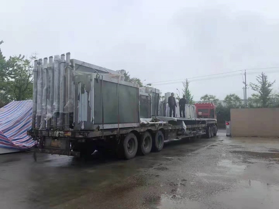 公交站臺發(fā)貨圖 公交站臺發(fā)貨圖