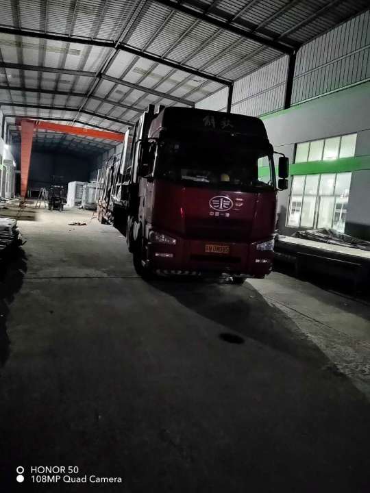 公交站臺發(fā)貨圖 公交站臺發(fā)貨圖